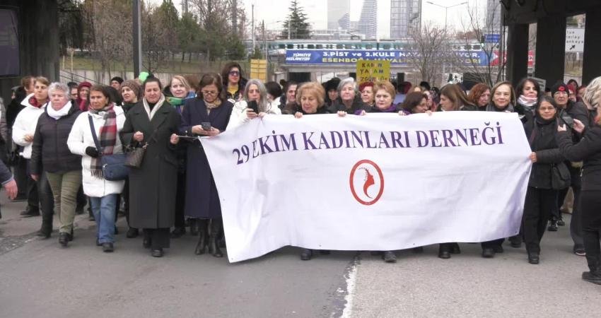 Türkiye'nin birçok noktasından Ankara'ya gelen kadınlar 34 demokratik kitle örgütü