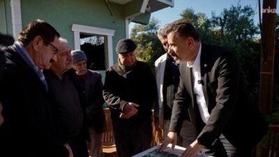 Arsuz Belediye Başkanı Sami Üstün, Avcılarsuyu Mahallesi’nde ilçenin geleceğine yön