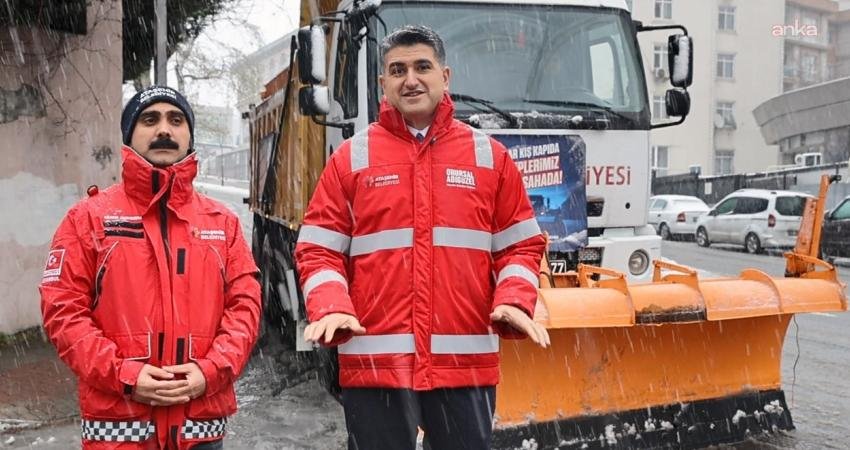 Ataşehir Belediyesi’nin karla mücadele için oluşturduğu Beyaz Tim ekipleri, kar