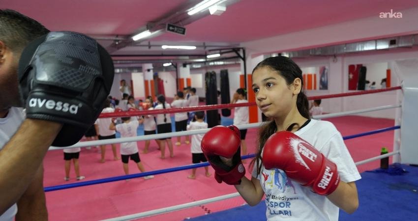 Ataşehir Belediyesi’nin her yıl çocuklar ve yetişkinlere yönelik düzenlediği Kış