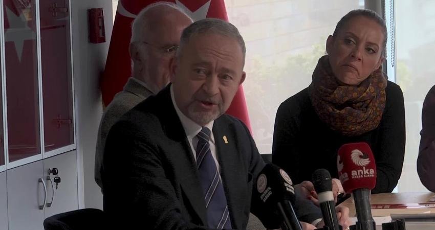 AYM'nin Tayfun Kahraman kararının uygulanmamasıyla ilgili konuşan İstanbul Barosu'nun eski