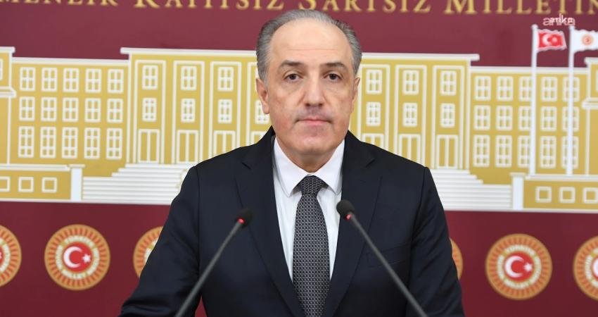 Bağımsız İstanbul Milletvekili Mustafa Yeneroğlu, Bakırköy Cezaevi’nde Gezi davasından tutuklu