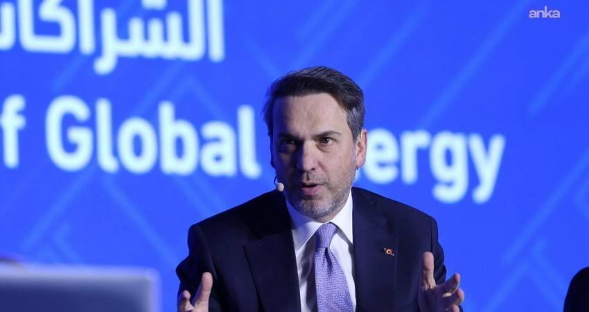 Enerji ve Tabii Kaynaklar Bakanı Alparslan Bayraktar, "'Kazan-kazan' ilkesiyle yürüttüğümüz enerji