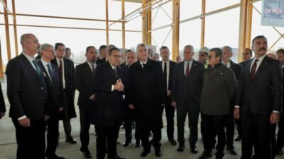 Ticaret Bakanı Ömer Bolat, KKTC ziyareti kapsamında CYPFRUVEX Yönetim Kurulu ile