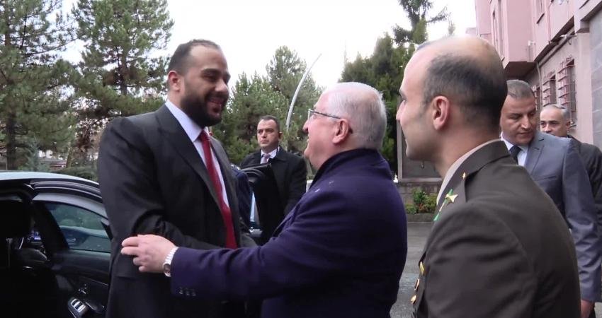Bakan Güler, Libya Savunma Bakan Vekili Tümgeneral Zubi’yi kabul etti Milli Savunma Bakanı Yaşar Güler, Libya Savunma Bakan Vekili Tümgeneral