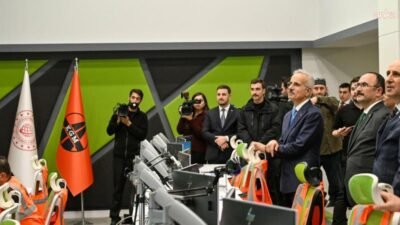 Ulaştırma ve Altyapı Bakanı Abdulkadir Uraloğlu, kış şartlarıyla mücadeleye ilişkin,