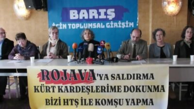 Barış İçin Toplumsal Girişim Suriye'deki gelişmelerle ilgili Taksim'de bir otelde