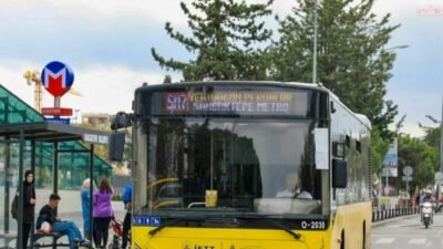 Başakşehir’de sabah saatlerinde meydana gelen zincirleme trafik kazasında, ani fren