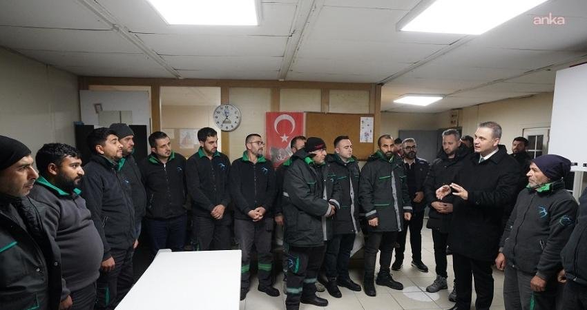 Beylikdüzü Belediyesi, beklenen kar yağışı öncesinde hazırlıklarını tamamlayarak, tedbirlerini aldı.