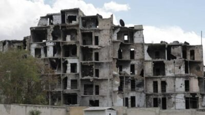  Birleşmiş Milletler (BM), Suriye'deki çatışmaların, ülkedeki geçiş sürecini ''ciddi biçimde''