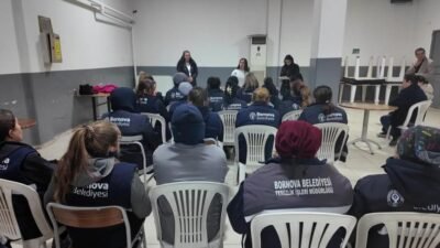 Bornova Belediyesi Sağlık İşleri Müdürlüğü, belediyede görev yapan kadın personele