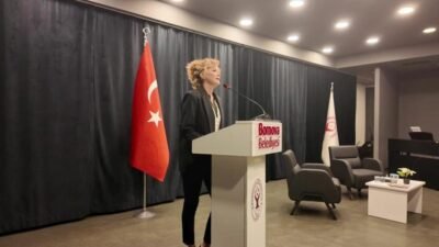 Bornova Kent Söyleşileri, oyun yazarı ve yönetmen Haluk Işık’ın konuk