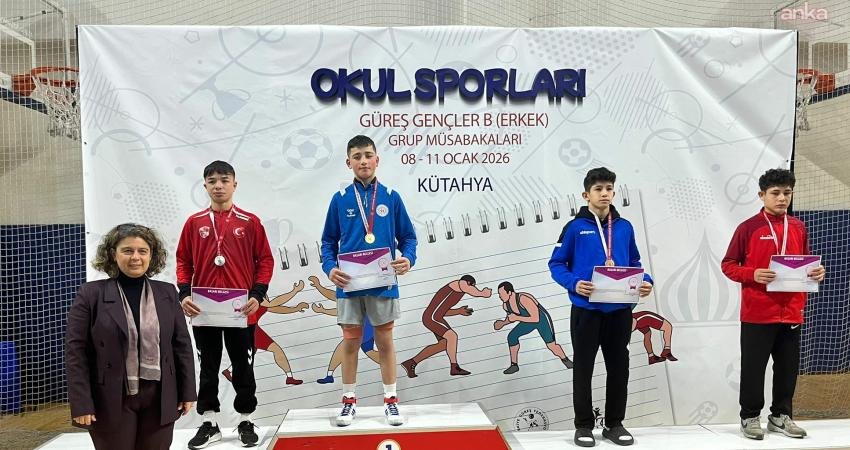 Bozüyük Belediyesi Eğitim ve Spor Kulübü güreş branşı sporcularından Muhammed