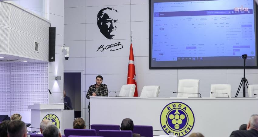 Buca Belediyesi, yapay zekâ destekli yeni nesil iletişim sistemi ulakBELL