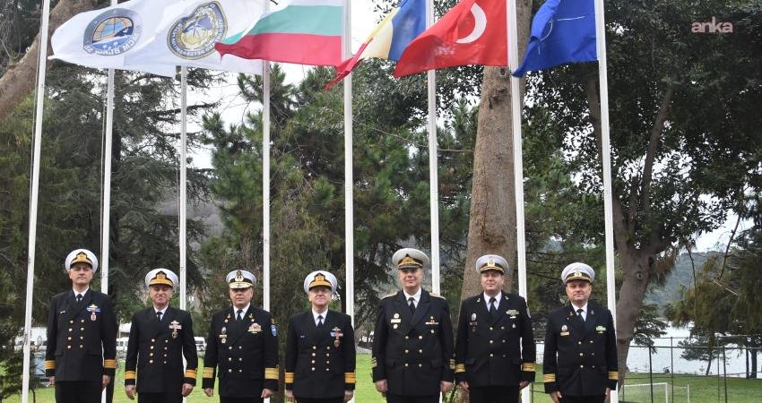 Bulgaristan Deniz Kuvvetleri Komutanı Tümamiral Mihaylov ve Romanya Donanma Komutanı Tümamiral Cojocaru, NATO Karadeniz Görev Gücü Karargahı’nı ziyaret etti Mayın Karşı Tedbirleri Karadeniz (MCM Black Sea) Görev Grubu Komutanlığı'nın