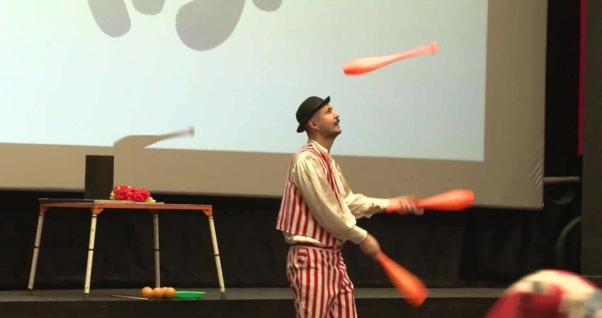 Bursa Büyükşehir Belediyesi tarafından sömestr tatiline özel düzenlenen "Yarıyıl Şenliği",