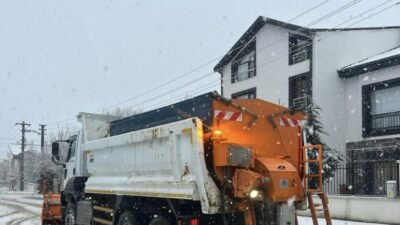 Ankara'nın Çankaya Belediye Başkanı Hüseyin Can Güner, kar yağışı nedeniyle