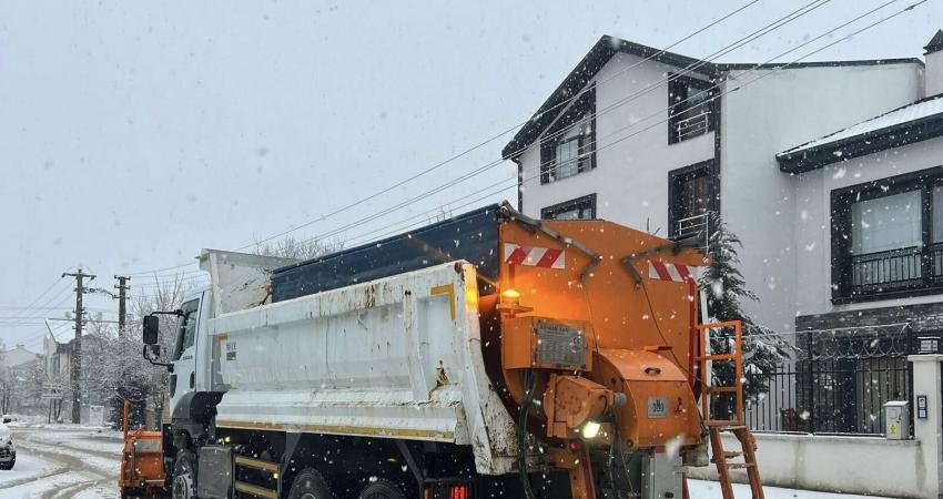 Çankaya Belediye Başkanı Güner: Karla mücadele ekiplerimiz Çankaya’nın dört bir yanında Ankara'nın Çankaya Belediye Başkanı Hüseyin Can Güner, kar yağışı nedeniyle