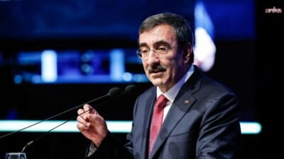 Cumhurbaşkanı Yardımcısı Cevdet Yılmaz, kasım ayında cari işlemler dengesinde 4 milyar