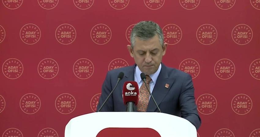 CHP Genel Başkanı Özgür Özel, İBB’ye ait bir çocuk etkinlik