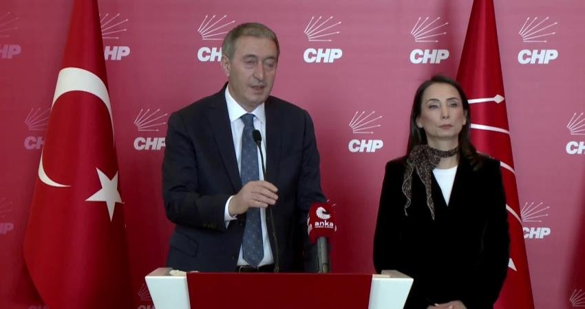 Tuncer Bakırhan: “Türkiye sadece HTŞ rejimini değil; orada Kürtleri de önceleyen bir süreç içerisinde olmalıdır” DEM Parti Eş Genel Başkanı Tuncer Bakırhan, Suriye'de neredeyse ateşkes