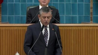 CHP Genel Başkanı Özgür Özel, Suriye'de yaşanan gelişmelere ilişkin olarak,