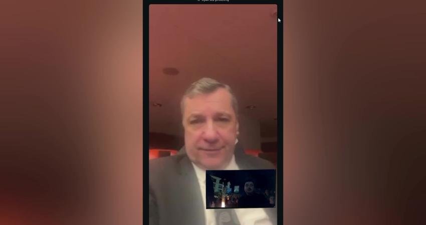 CHP Menderes İlçe Başkanlığı’nın emeklilerin maaşlarında düzenleme talebiyle ilçe meydanında