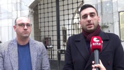 CHP Sinop İl Başkanı Aykut Cem Yalçınkaya, Pervane Medresesi’nin kapısına kilit