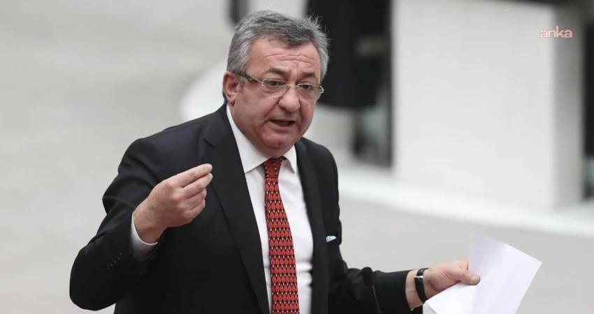 CHP İstanbul Milletvekili Engin Altay, Ulaştırma ve Altyapı Bakanı Abdulkadir