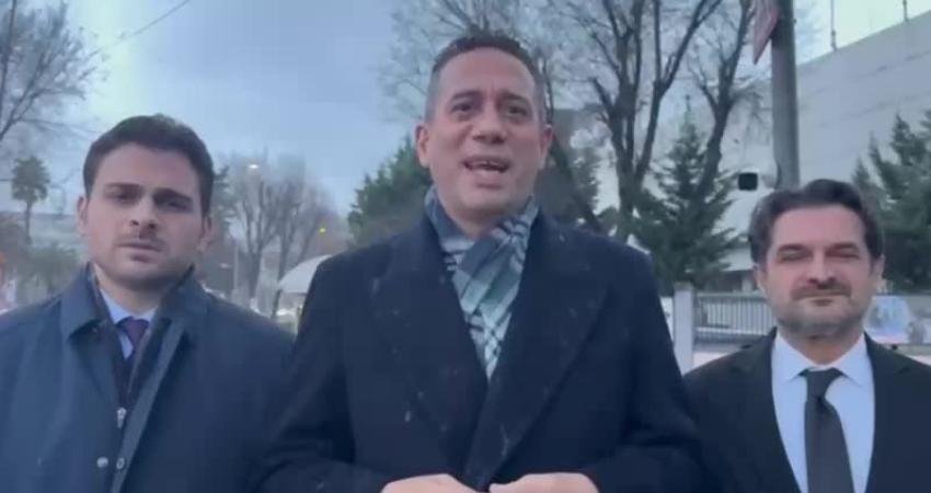 CHP Grup Başkanvekili Ali Mahir Başarır, gözaltına alınan Migros işçilerine