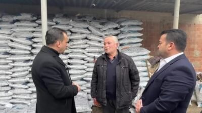 CHP Manisa Milletvekili Bekir Başevirgen'e dert yanan Manisalı esnaf, "Gidişat