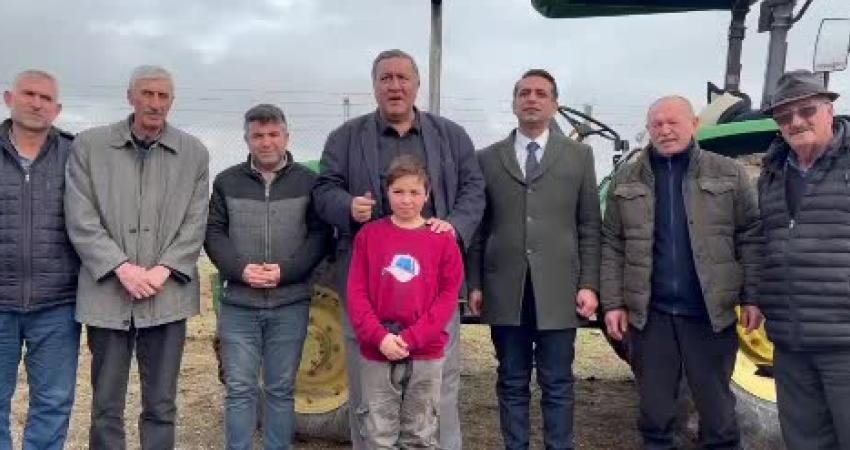 CHP’li Gürer, Haymanalı çiftçilerle bir araya geldi, sorunlarını dinledi CHP Niğde Milletvekili Ömer Fethi Gürer, Ankara’nın Haymana ilçesinde çiftçilerle