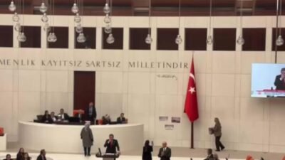 CHP’li milletvekilleri, en düşük emekli maaşının 20 bin liraya çıkarılmasını