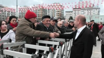 CHP'nin Bağcılar'da düzenlediği mitingde konuşan bir yurttaş, "Artık 24 yıldır