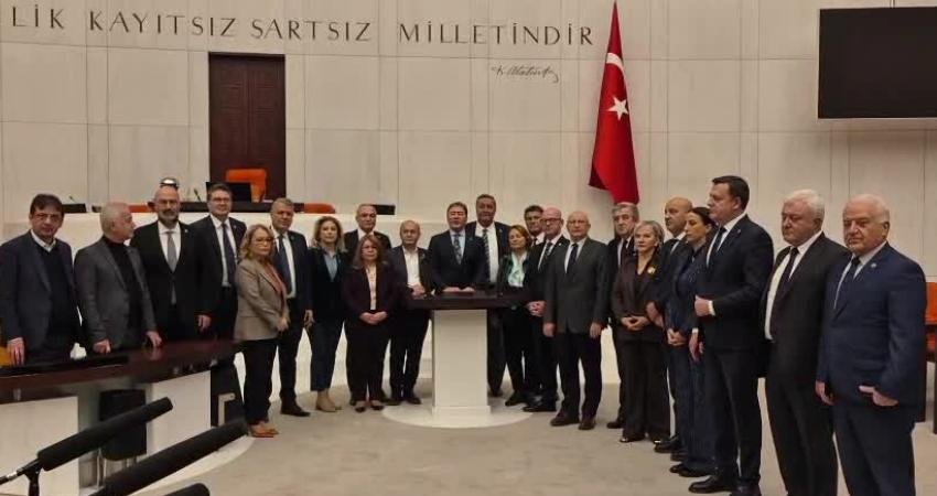 CHP Grup Başkanvekili Murat Emir, "Emeklilerimize sadaka verir gibi, toruna