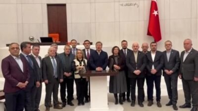 CHP Grup Başkanvekili Murat Emir, TBMM Genel Kurulu'nda 12 gündür