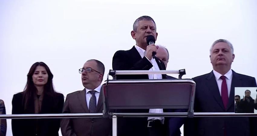 CHP Genel Başkanı Özgür Özel, "Hem yoksulluğu, sefaleti, hem de 19