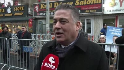 CHP Hatay Milletvekili Servet Mullaoğlu, "Yağmura rağmen müthiş bir katılım