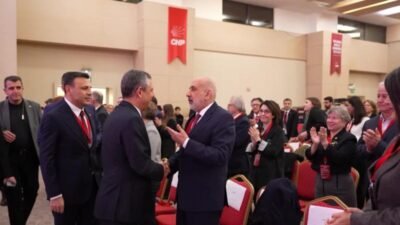 CHP’nin İstanbul Kongre Merkezi'nde düzenlediği “Toplumsal Barış ve Demokrasi Konferansı”
