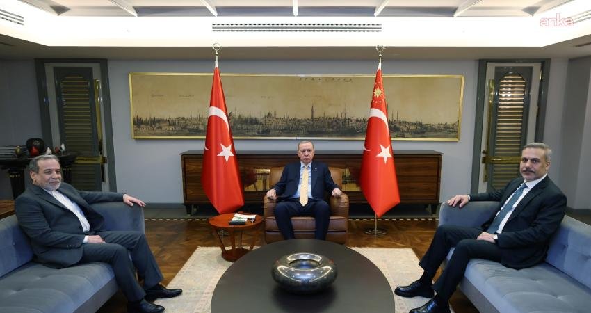 Cumhurbaşkanı Erdoğan, İran Dışişleri Bakanı Arakçi’yi kabul etti Cumhurbaşkanı Recep Tayyip Erdoğan, İran Dışişleri Bakanı Abbas Arakçi ile