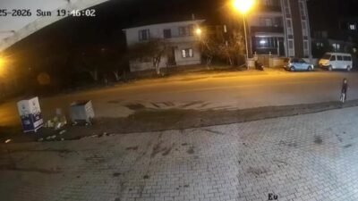 Dalaman'da bisikletiyle gezen 9 yaşındaki çocuk, otomobilin çarpmasıyla metrelerce sürüklendi.