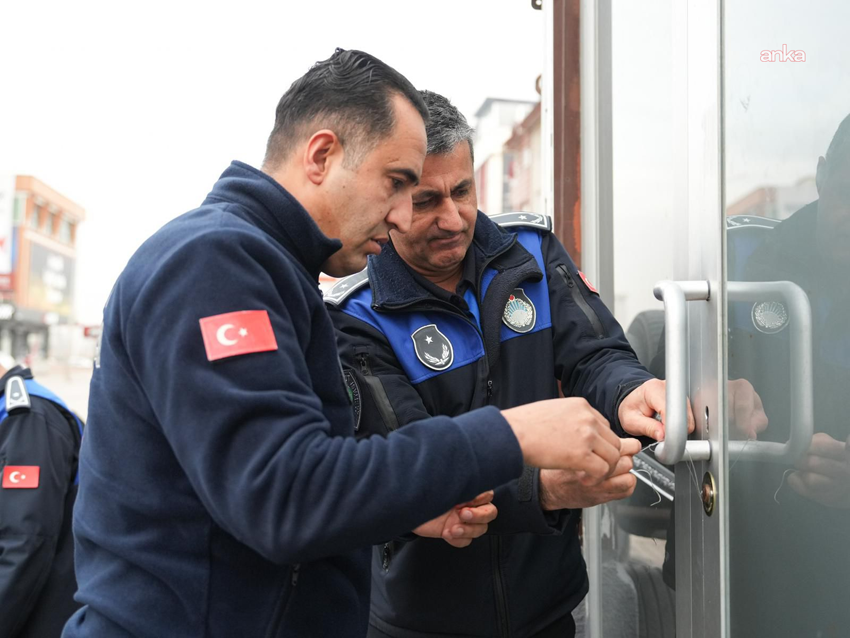 Etimesgut Belediyesi, ilçe genelinde yürütülen denetimler kapsamında, "Tevhid Dergisi" tabelasıyla