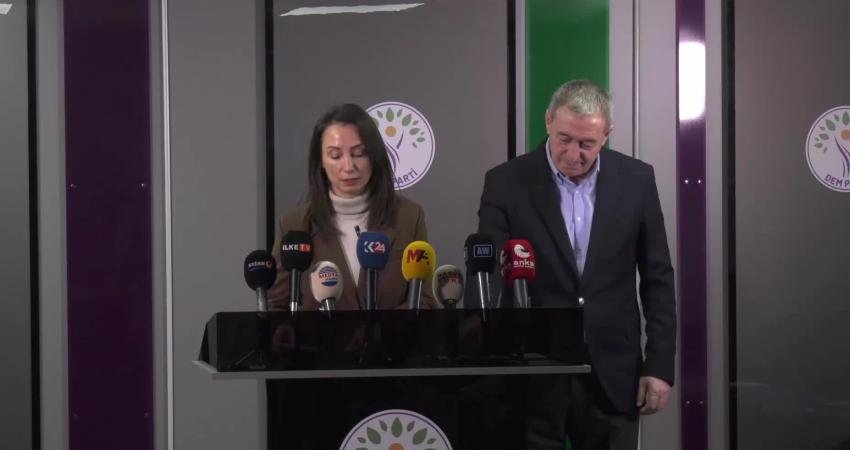 DEM Parti Eş Genel Başkanı Tuncer Bakırhan, Halep'teki gelişmelere ilişkin,