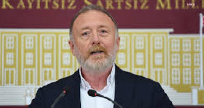 DEM Parti Grup Başkanvekili Sezai Temelli, Kobani'de dört çocuğun soğuktan donarak