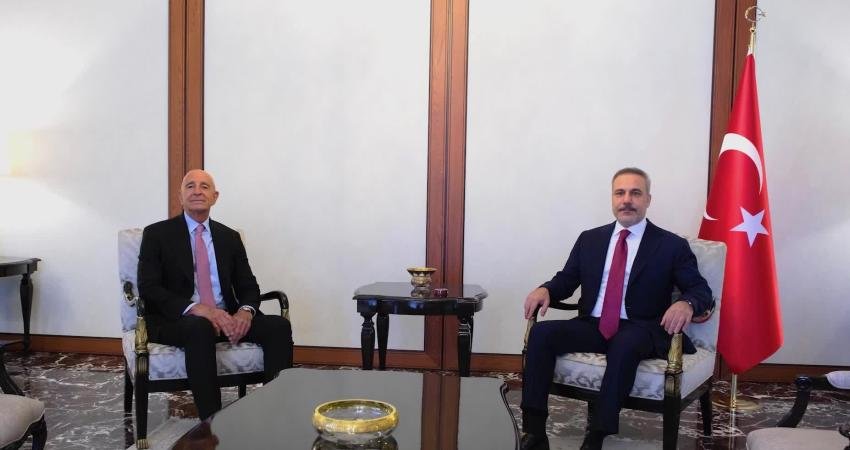 Dışişleri Bakanı Fidan, ABD’nin Ankara Büyükelçisi Barrack’ı kabul etti Dışişleri Bakanı Hakan Fidan, ABD'nin Ankara Büyükelçisi ve Suriye Özel