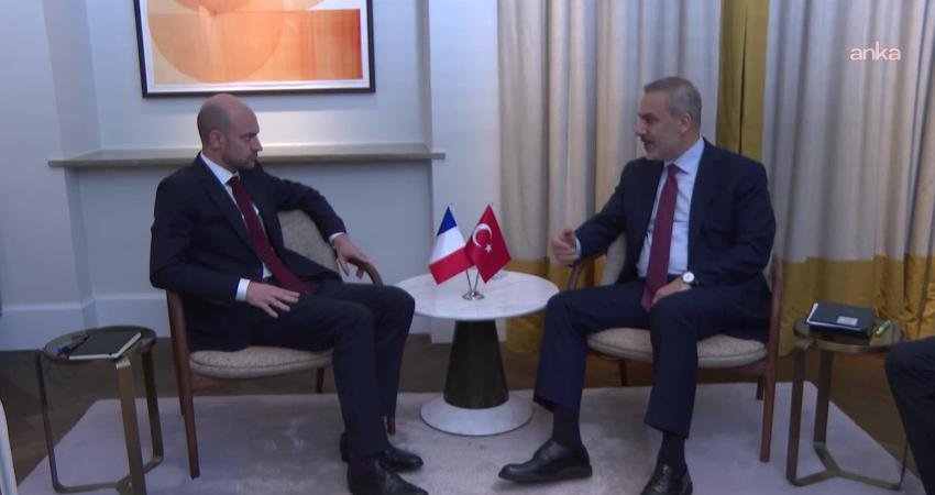 Dışişleri Bakanı Fidan, Fransa Dışişleri Bakanı Barrot ile yarın Ankara’da görüşecek Dışişleri Bakanı Hakan Fidan’ın, Türkiye’yi ziyaret edecek olan Fransa Avrupa