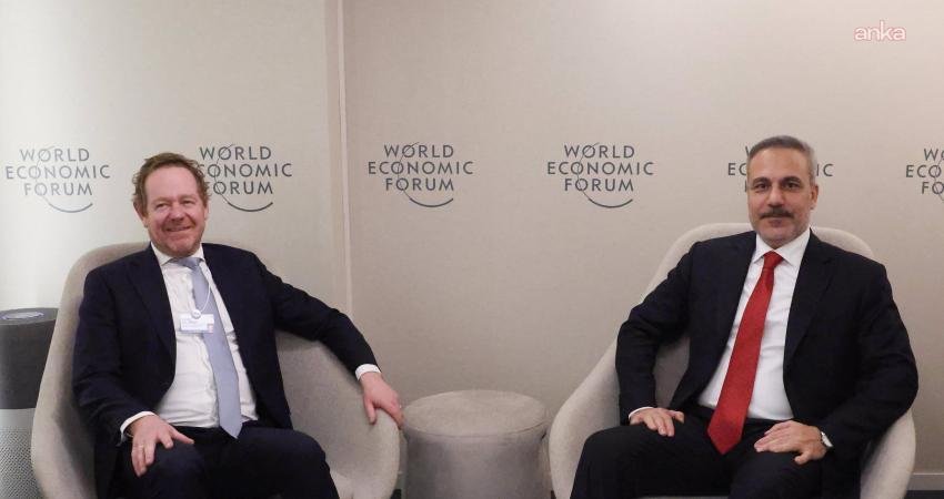 Dışişleri Bakanı Hakan Fidan, Gazze Barış Kurulu Şartı imza törenine