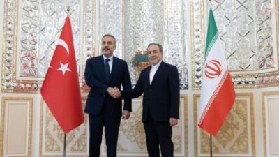 Dışişleri Bakanı Hakan Fidan, İran Dışişleri Bakanı Abbas Arakçi ile