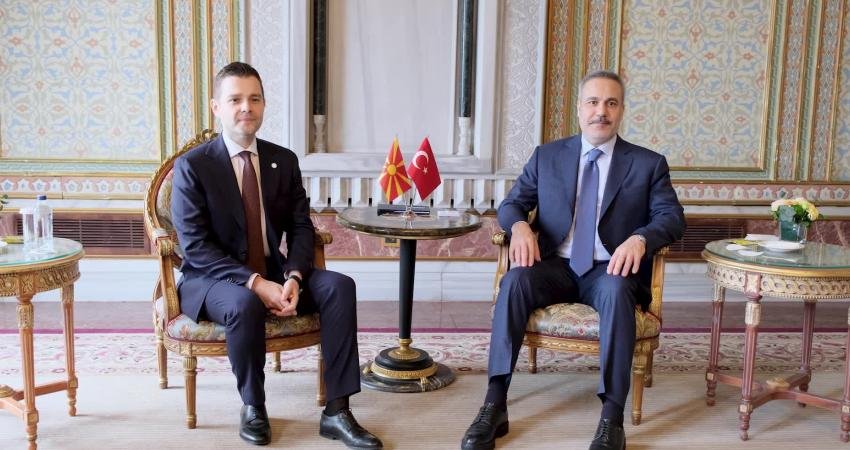Dışişleri Bakanı Fidan, Kuzey Makedonya Dışişleri Mucunski ile bir araya geldi Dışişleri Bakanı Hakan Fidan, İstanbul'da Kuzey Makedonya Dışişleri ve Dış