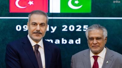 Dışişleri Bakanı Hakan Fidan, Pakistanlı mevkidaşı Muhammed İshak Dar ile